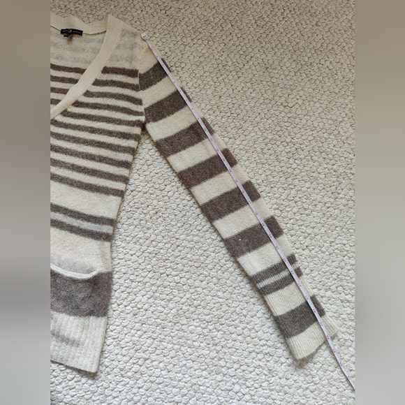 GAP Wool Cardigan - Picture 15 of 15